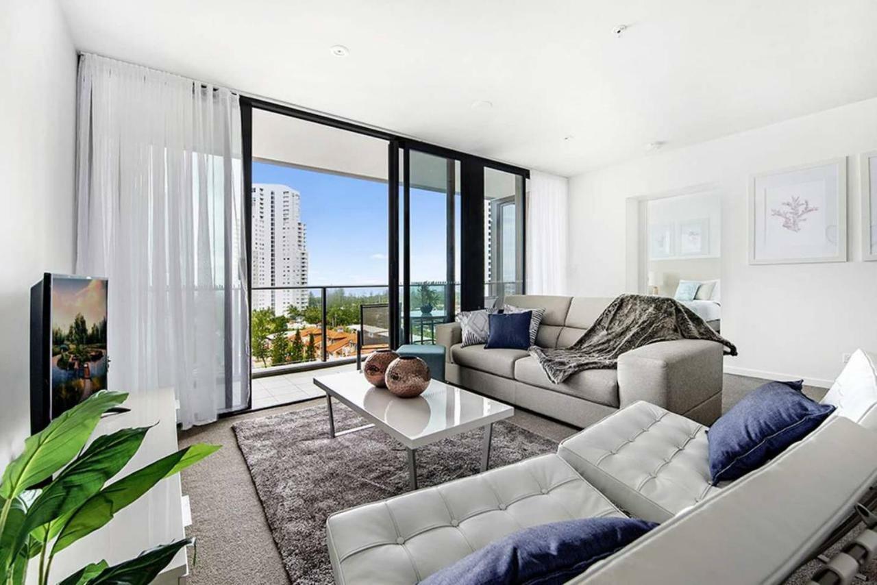 Broadbeach 2 Bedroom FREE WIFI, Netflix&Parking Exterior foto